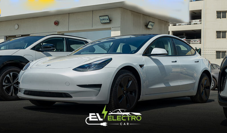 
								Tesla Tesla 3 2024 full									