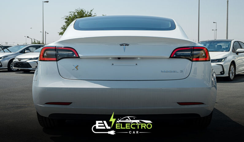 
								Tesla Tesla 3 2024 full									