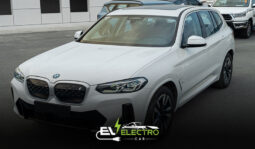 BMW IX3 2024