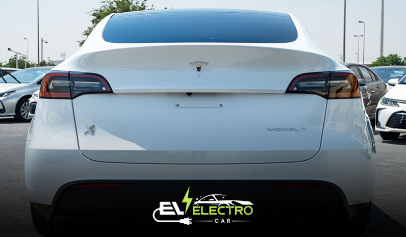 
								Tesla Y 2024 full									